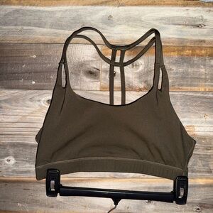 Queenieke double strap sports bra sizes m